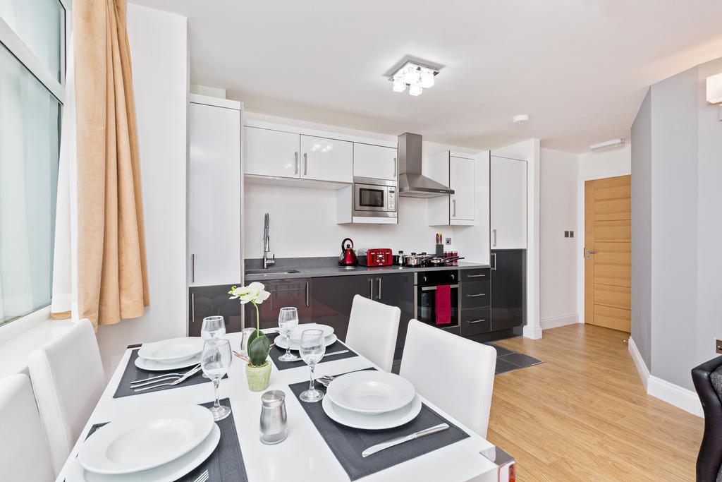 Metro Service Apartments Bedford Ngoại thất bức ảnh